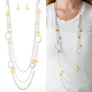 Paparazzi ‘Beachside Babe’ Necklace